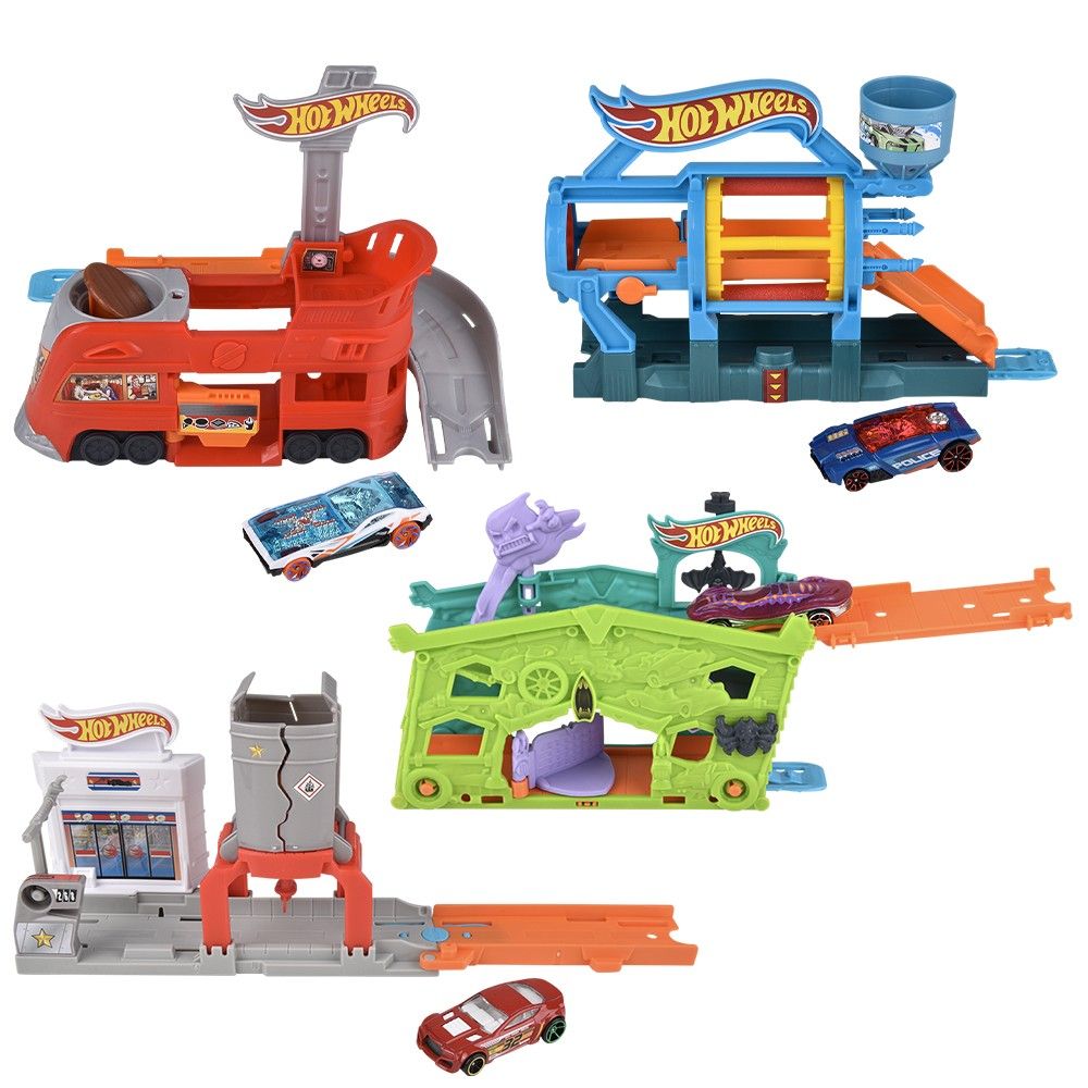 Hot Wheels Fold-Out Playset Assortment