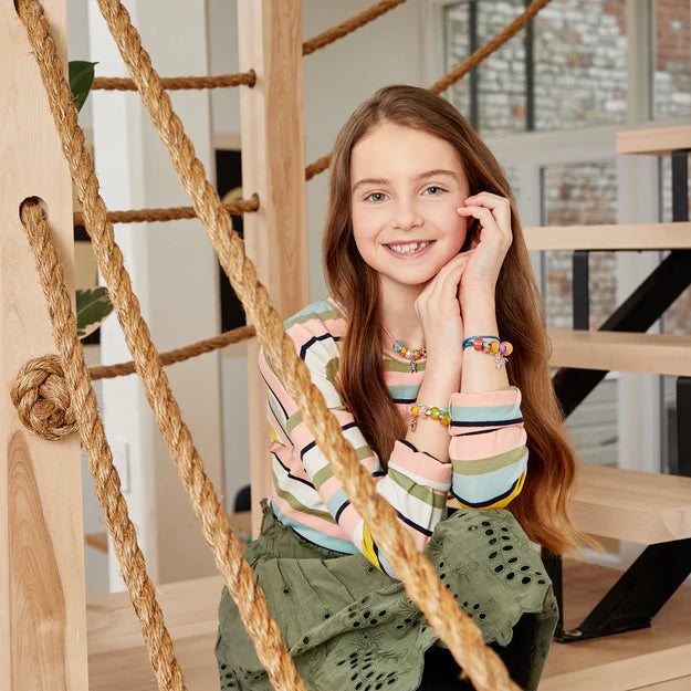 Disney Princess Jewels and Gems: Moana