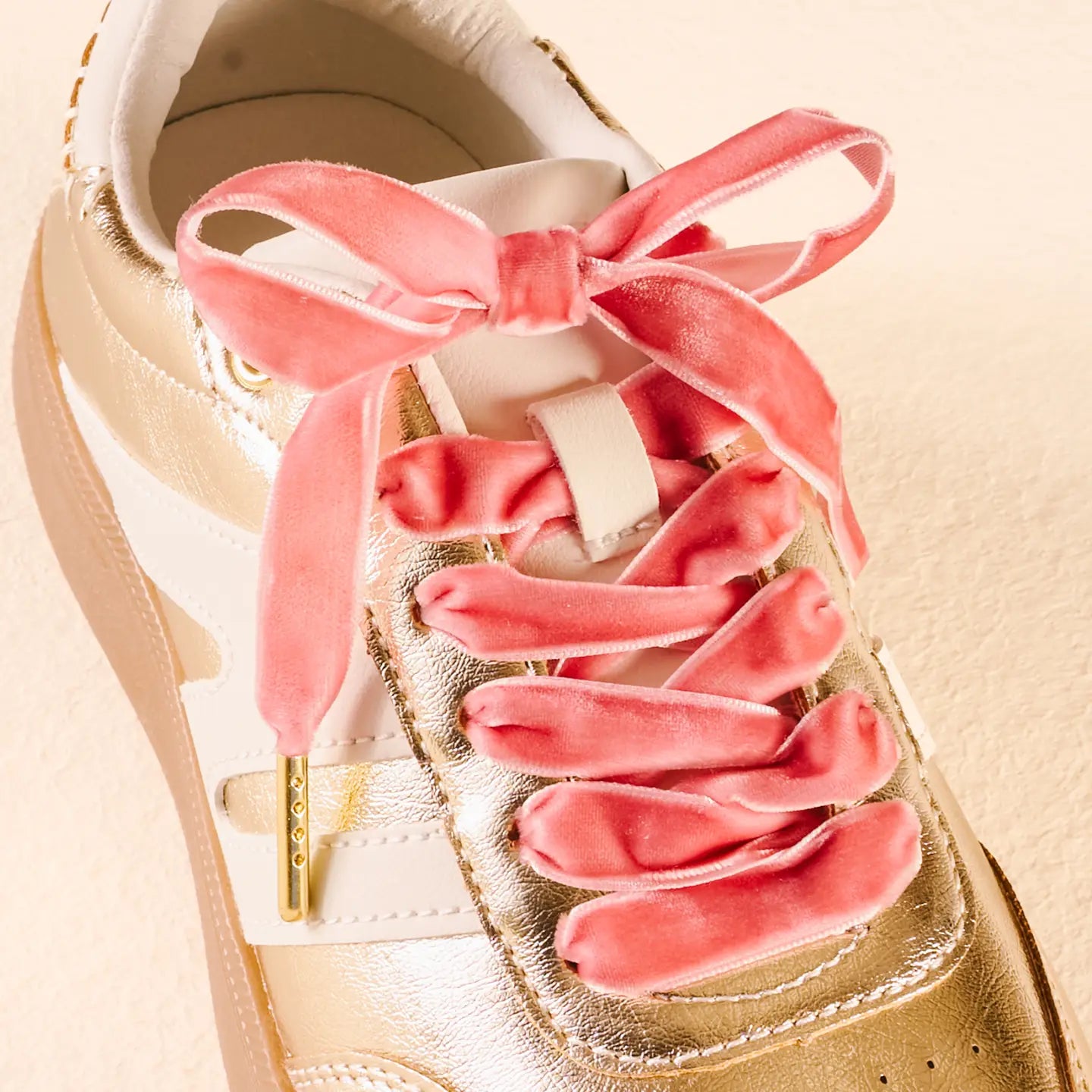 Velvet Rose Shoelaces