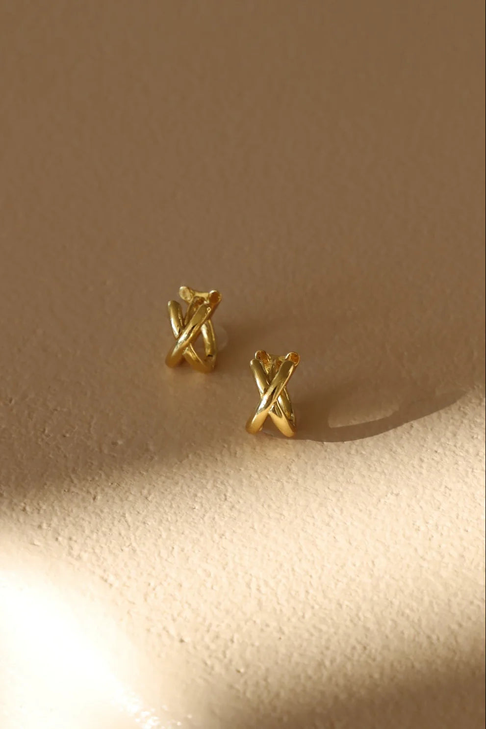 Gold Axel Huggies